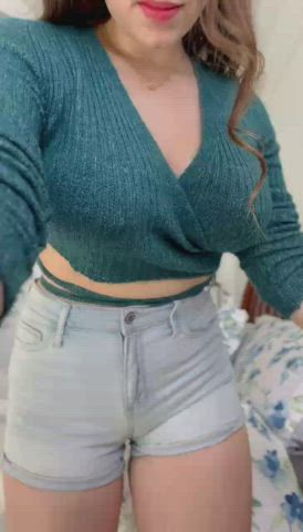 Join me for a lazy Saturday? Clothing is optional ;) (19f) : video clip