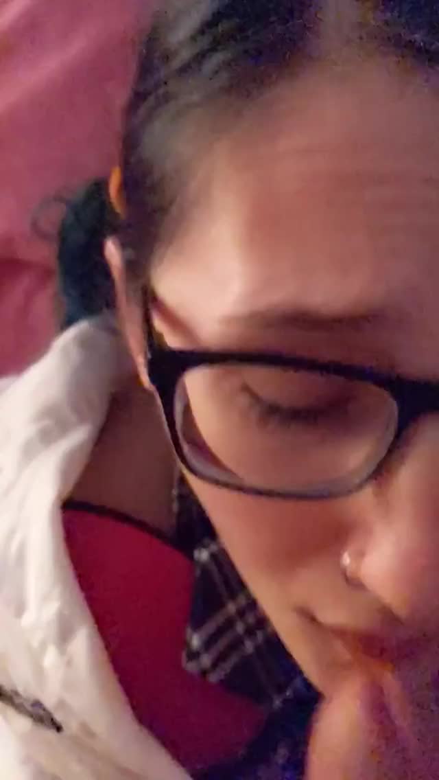 Mr Jameson likes doing this to me (sound on) : video clip