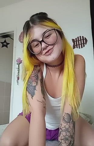 Imagine me sitting on you hehe : video clip