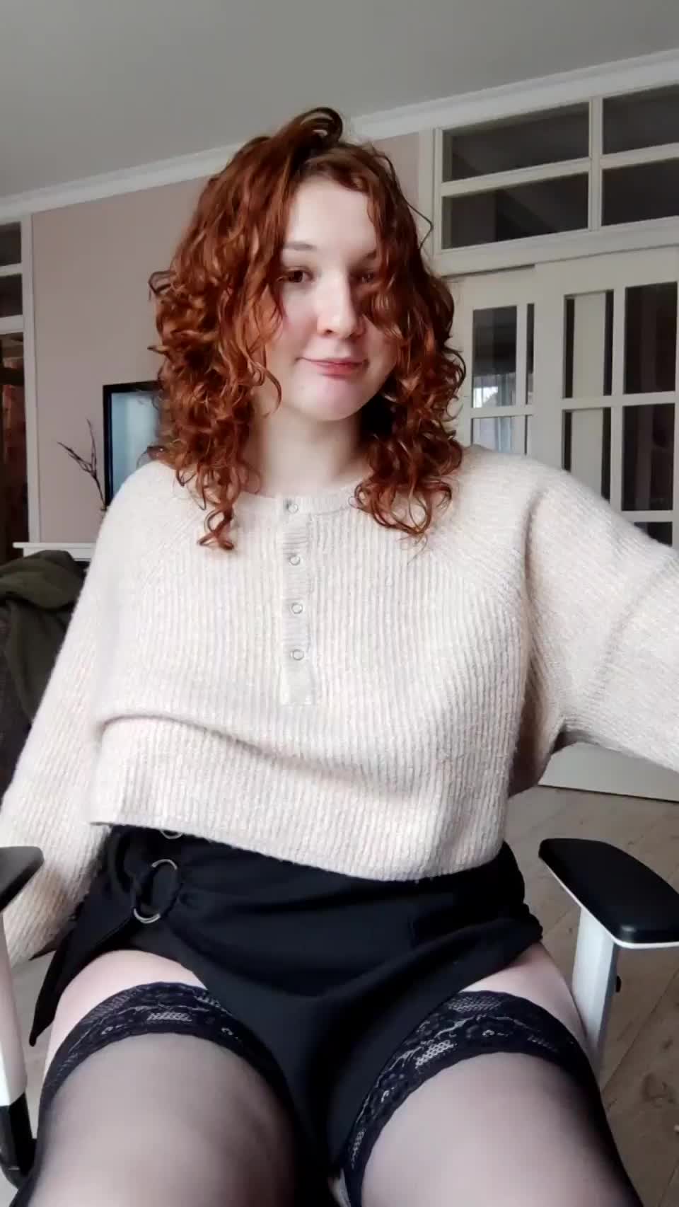 Hi, i'm your new gf! : video clip