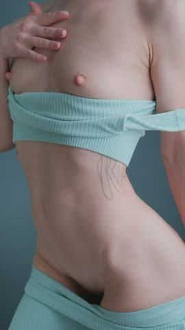 I'm working on my body to make it hard for you : video clip