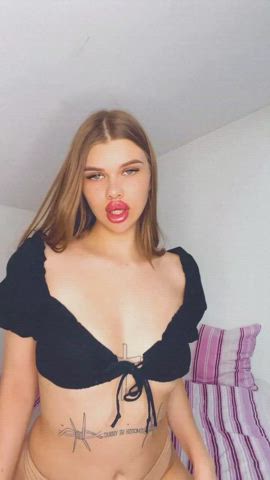 Does this lipstick suit me? : video clip