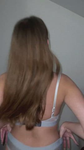Your naughty teen girl next door : video clip