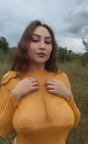 Nipple piercing : video clip