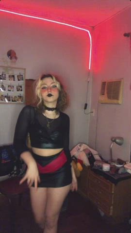 What better place to blow your load? : video clip