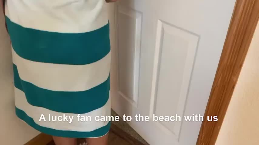 Double reclaim video for 2 hotwives after threesome with bull : video clip
