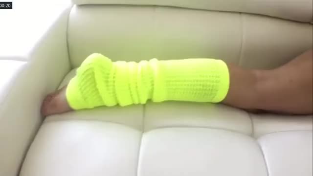 Worship Porn All Day : video clip