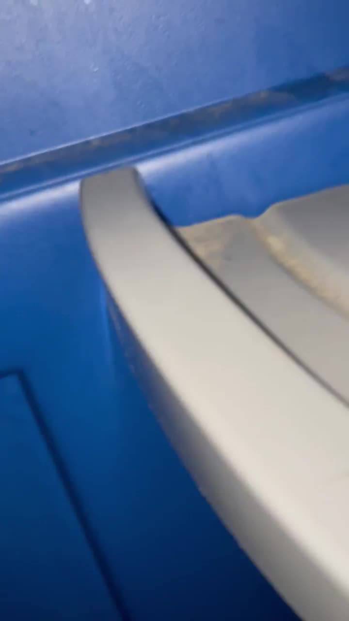 Hit a new level of slut.. Fucked a guy in a porta potty at a bar 😈 : video clip