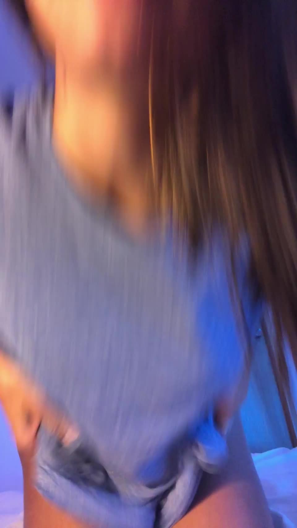 Just a quick flash for you to make your Monday better : video clip