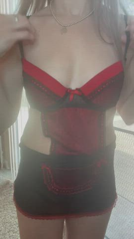 I love to shake my tits : video clip