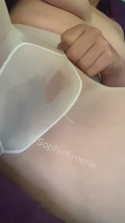 So swollen and sensitive even the feeling of these panty hose on my clit is driving me insane : video clip