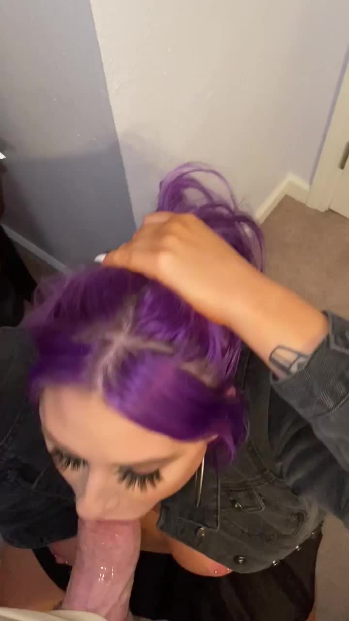 Ponytails make good handles : video clip