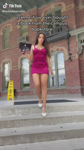 Walking down the stairs : video clip