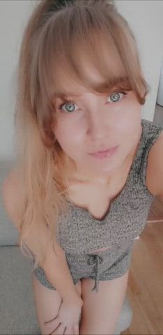 Showing my face on reddit is a risk I'm willing to take 🙊 : video clip