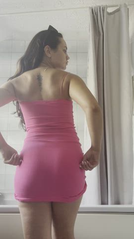 my prof doesn't know I have nothing under my dress : video clip