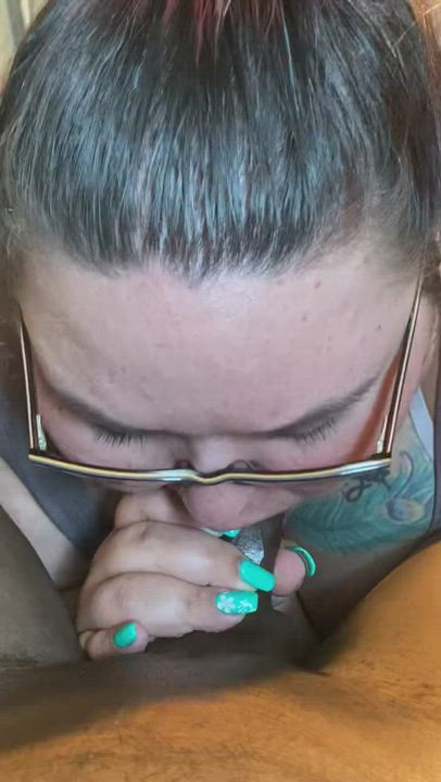 Could u handle my long tongue blowjobs ? : video clip