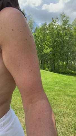 MILF love to tease! Happy Sunday! : video clip