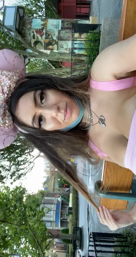 Would you tittyfuck me out in public?😈 : video clip