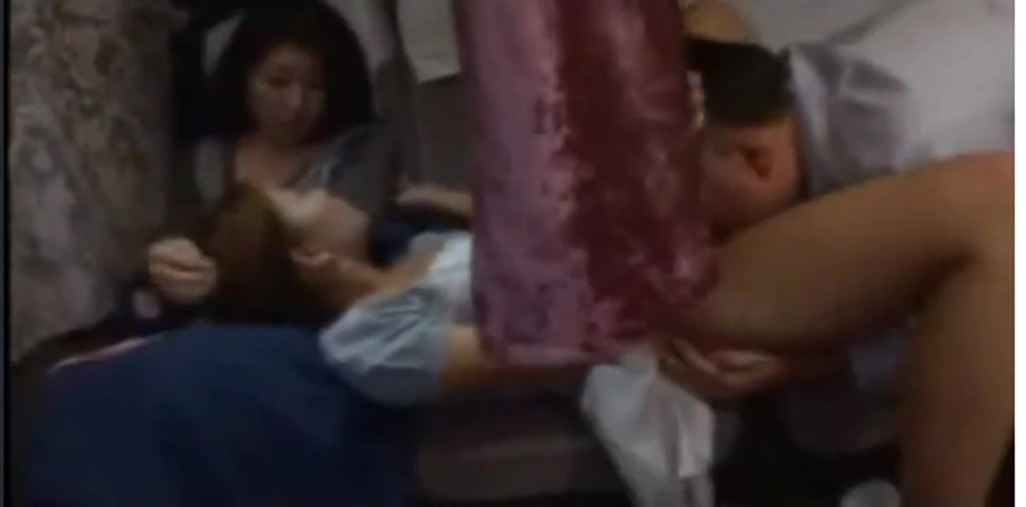 How Far To Osaka : video clip