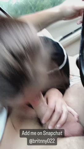 We stuck in traffic and my BF is so angry so I chose to suck his dick to calm down and was so horny because all is seeing us : video clip