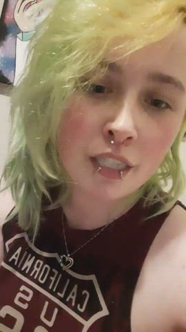 Love the taste of cum : video clip