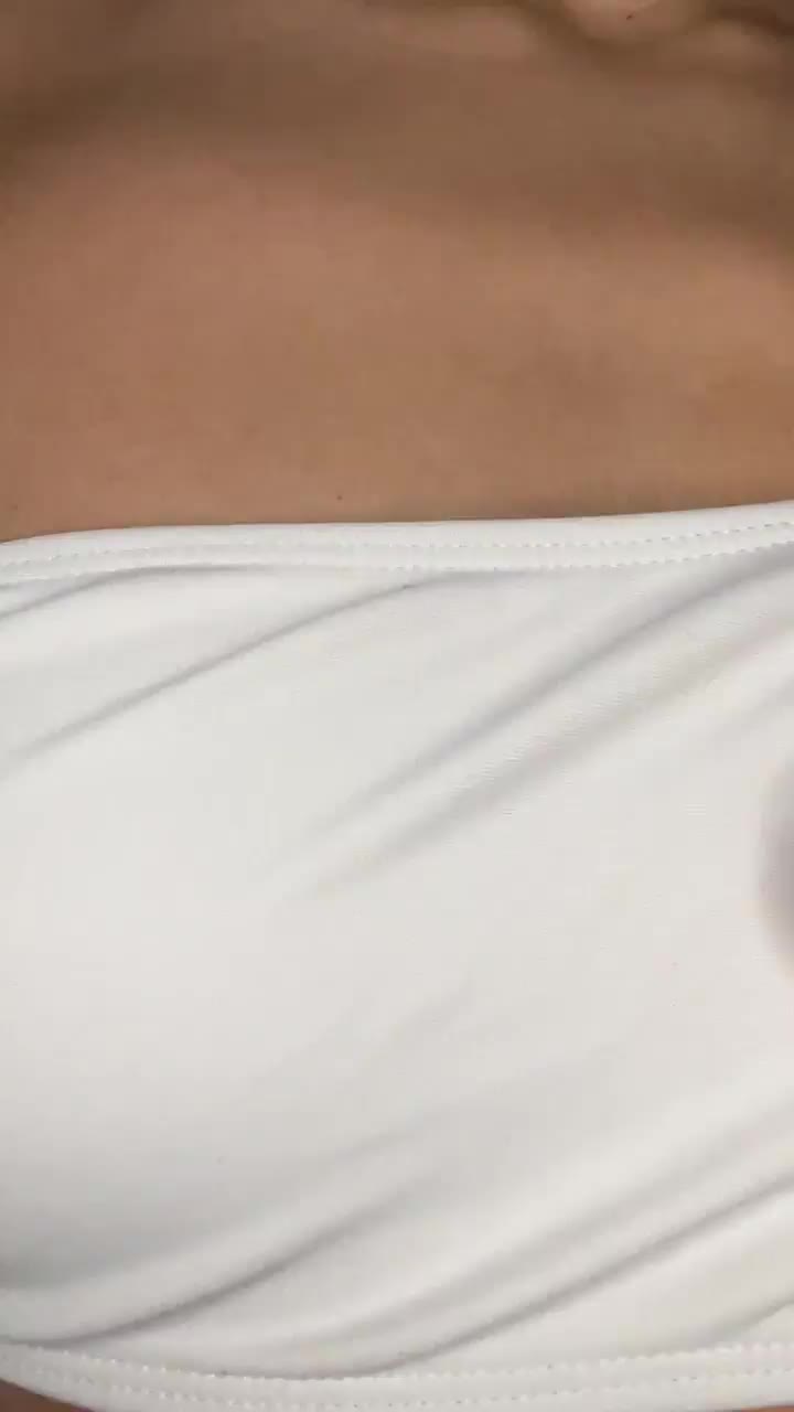 18 yo and I love when you play with my tiny tits : video clip