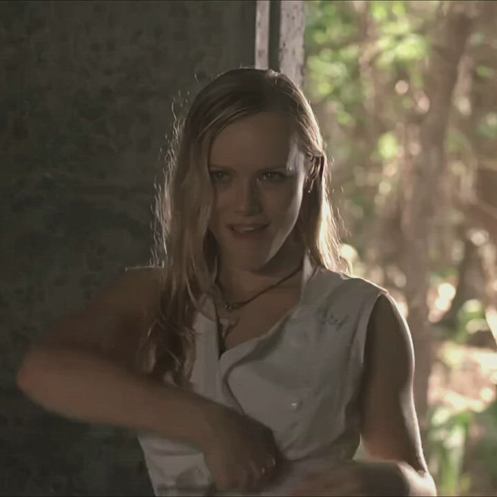 Elena Lyons and Tanja Reichert : video clip