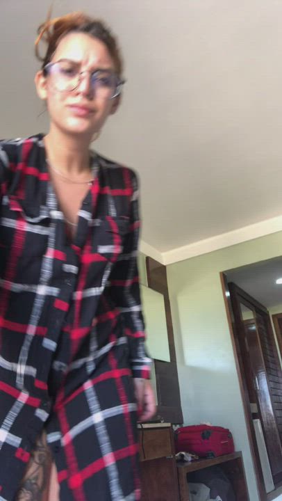 surprise... : video clip