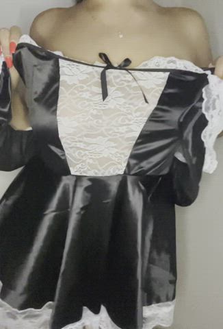You looking up my skirt turns me on (OC) : video clip