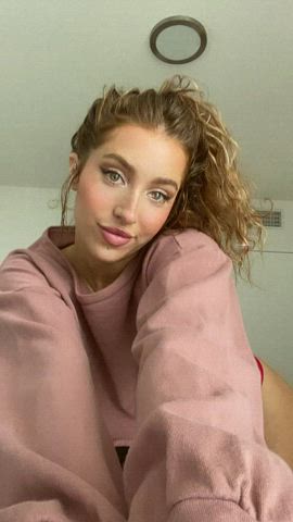 I want you to spank me : video clip