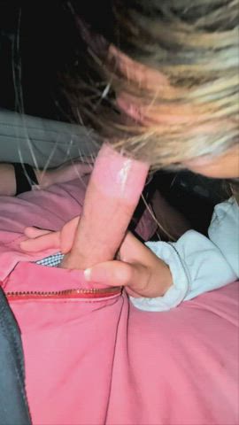 I was on my way home when I got the irresistible urge to suck cock😜🥵 : video clip