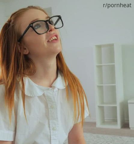 Stepsis Wants To Be A Good Girl : video clip