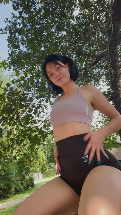 Can we have a park date? : video clip