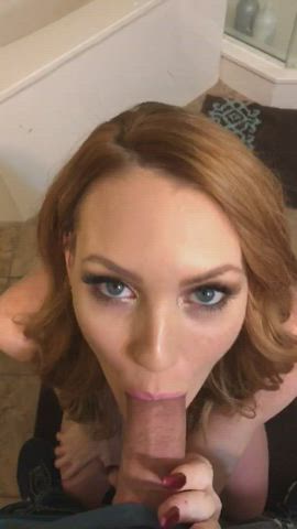 Jenny Blighe blowjob : video clip