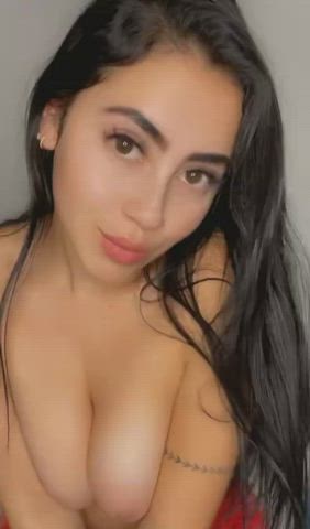 I'm looking for someone who will play with me : video clip