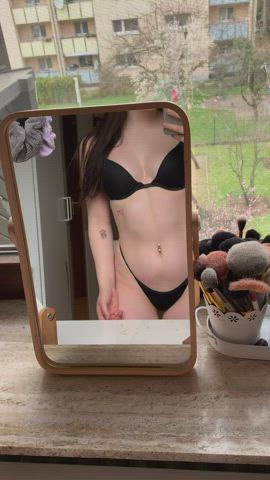 I always put my make-up on in underwear ... : video clip