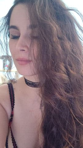 Stay with me a while, and tell me how it felt : video clip
