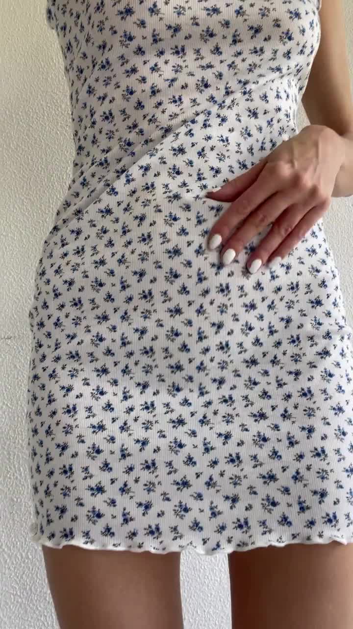 No panties needed today : video clip