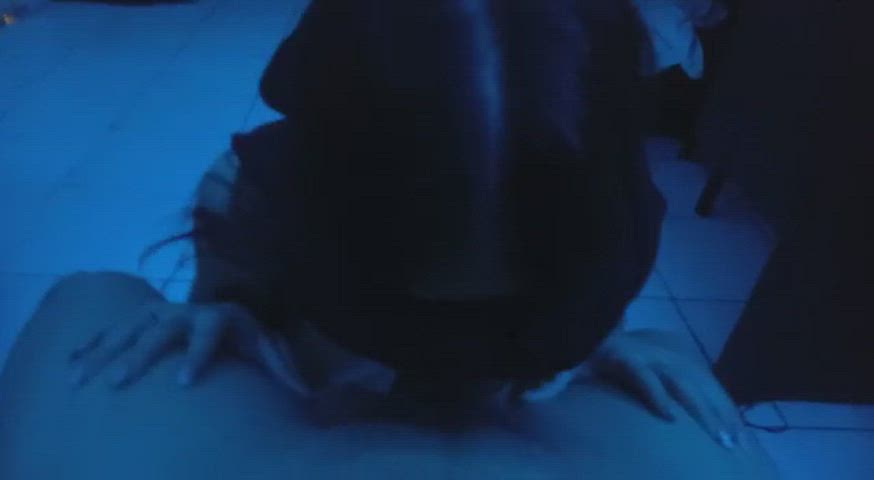 I love to do this, who wants? : video clip
