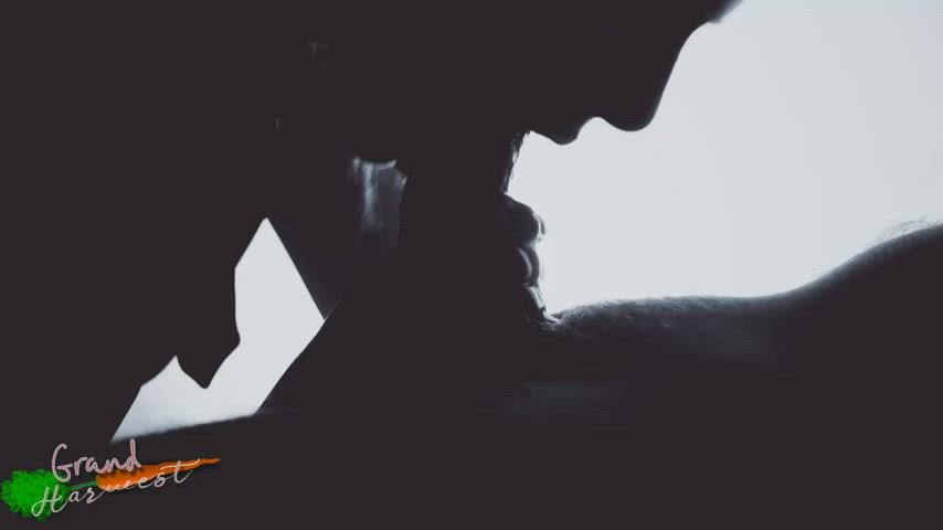 Draining him nice and slow : video clip