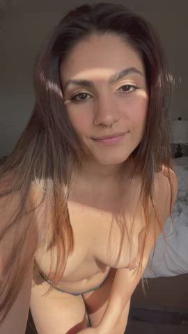 Can I convince you to stay in bed with me? : video clip