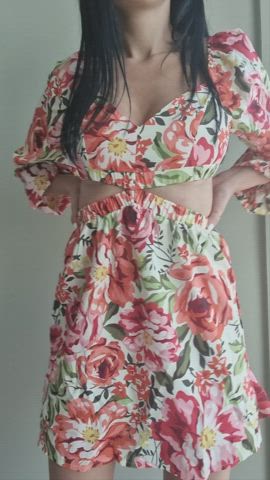 Sundress season is my favourite : video clip