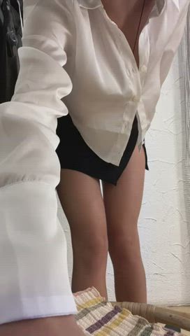 I think this T-shirt looks better Off : video clip