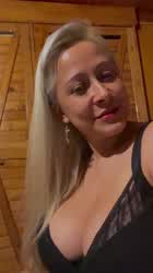 Not always so sure about showing my face in these videos I know... should I show it more often? : video clip