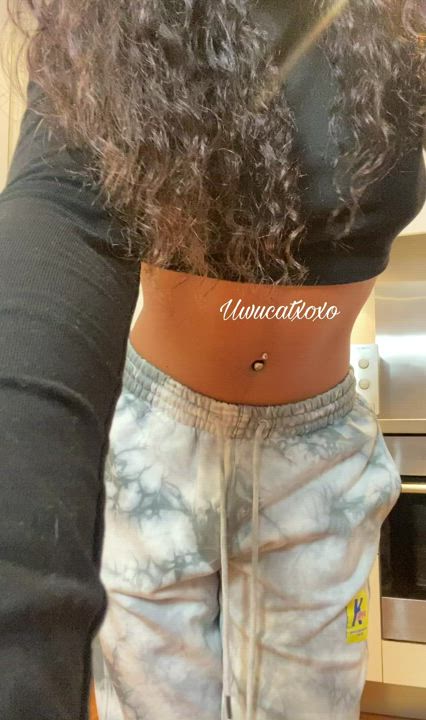 How’s my ass for a 19yr : video clip