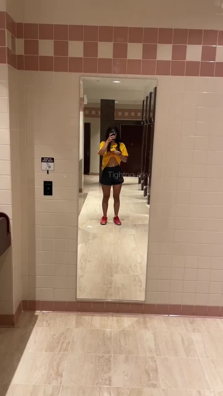 Should’ve made sure no one was in the stalls [gif] : video clip