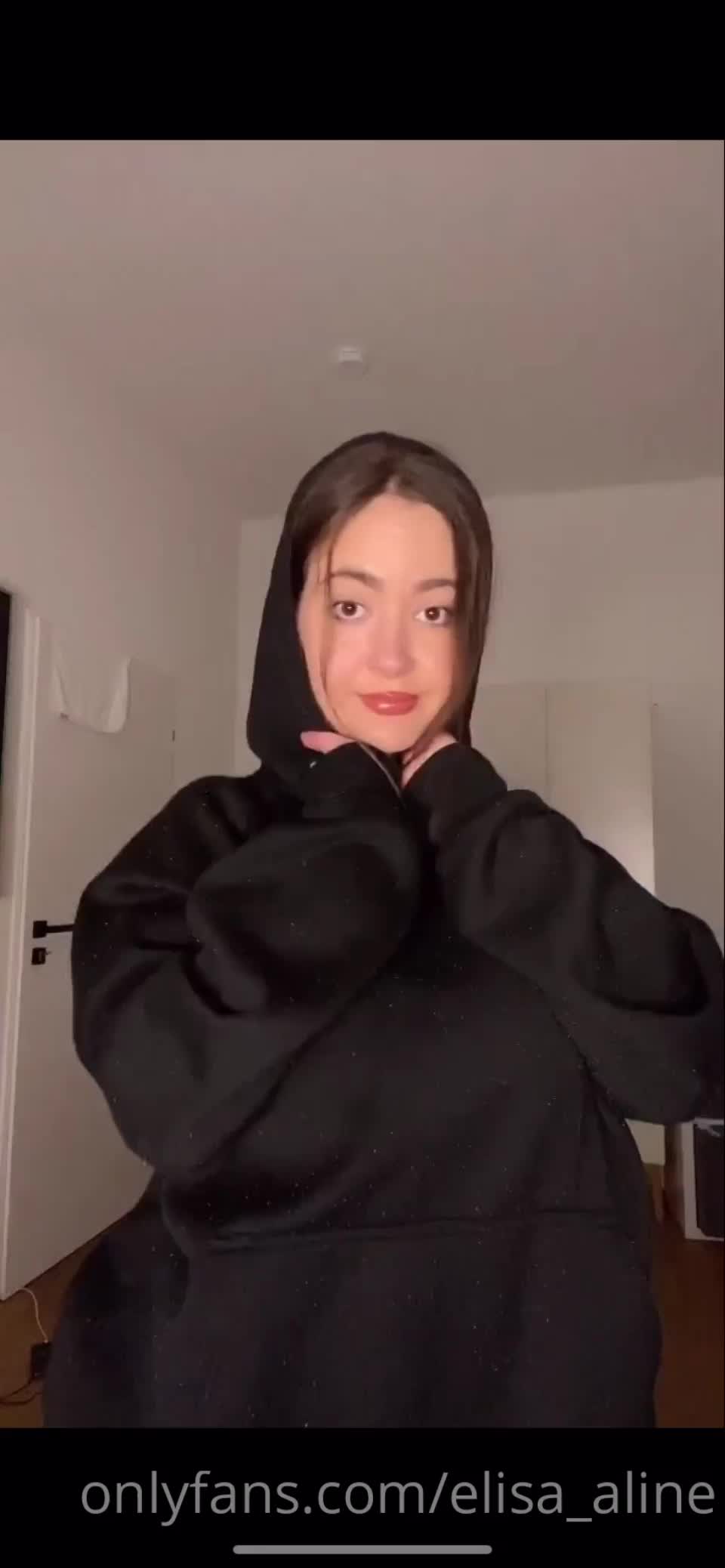 Surprise!!! : video clip