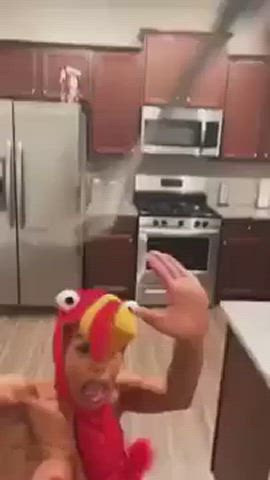 Anyone know this turkey? : video clip
