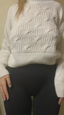 I just want to share my boobs : video clip