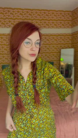 Getting ready for my creampie : video clip